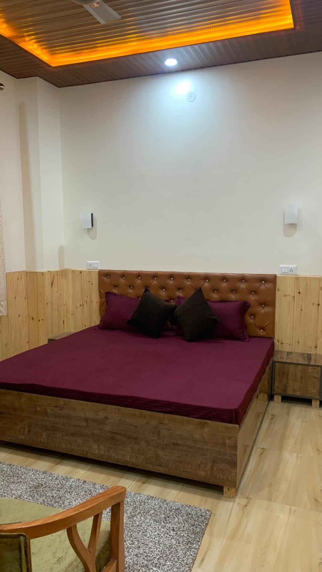 Tulip Flowing River View Hotel. Shamshi Εξωτερικό φωτογραφία