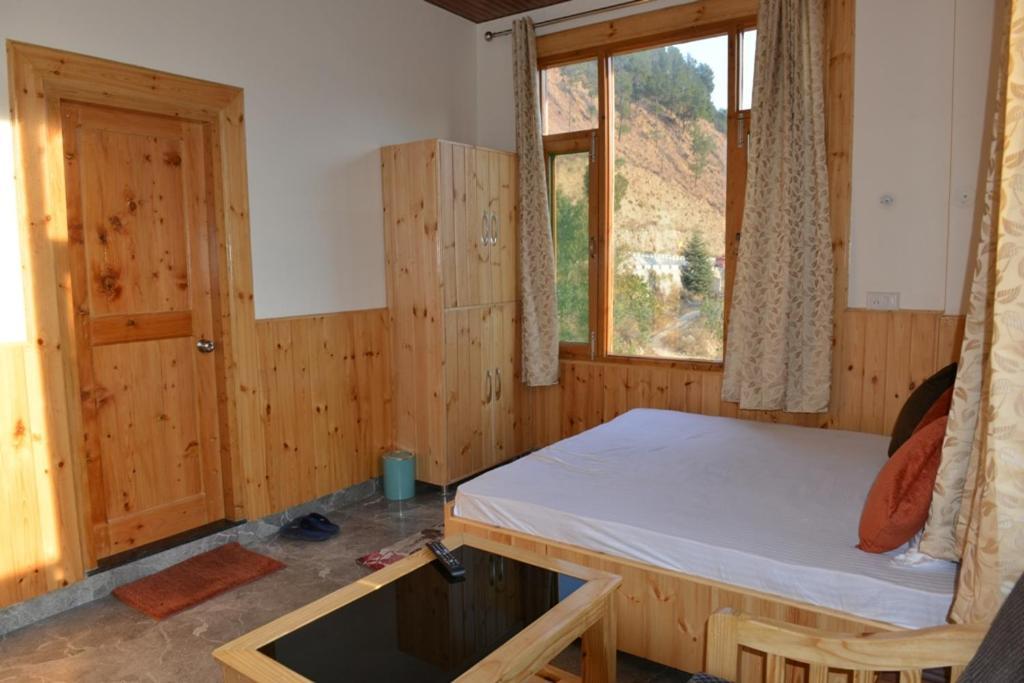 Tulip Flowing River View Hotel. Shamshi Εξωτερικό φωτογραφία