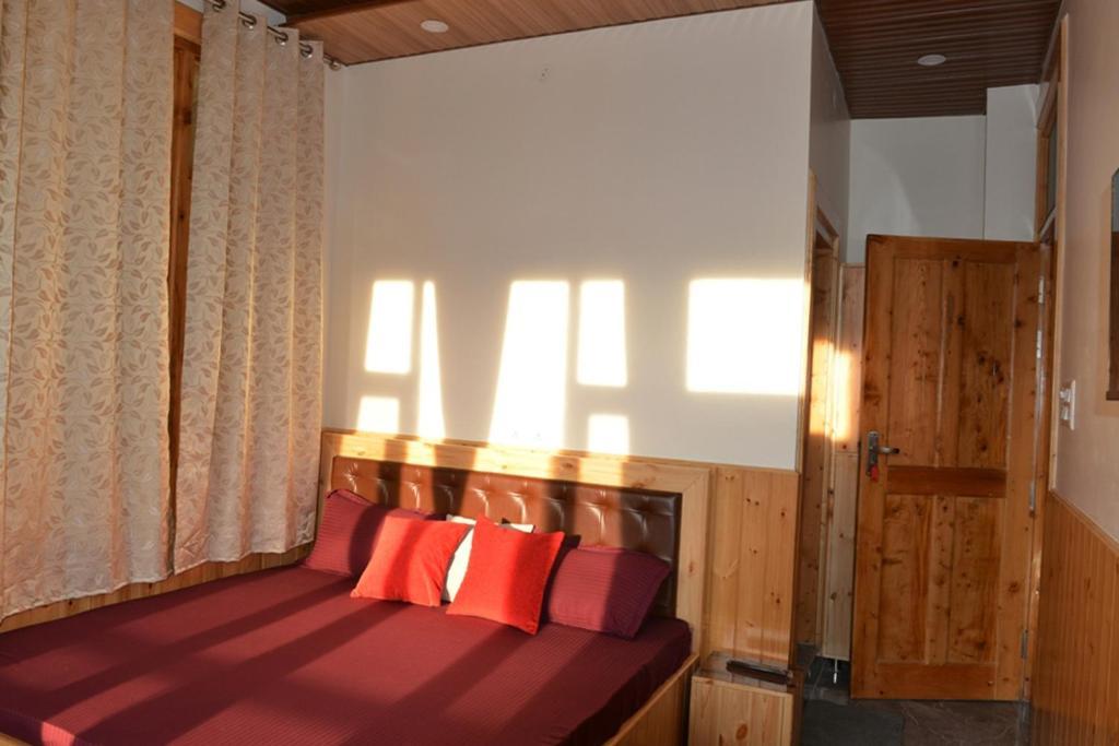 Tulip Flowing River View Hotel. Shamshi Εξωτερικό φωτογραφία