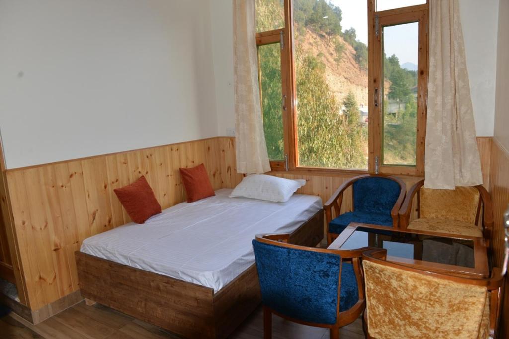 Tulip Flowing River View Hotel. Shamshi Εξωτερικό φωτογραφία